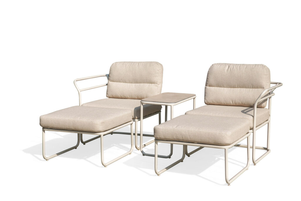 modern outdoor lounge furniture